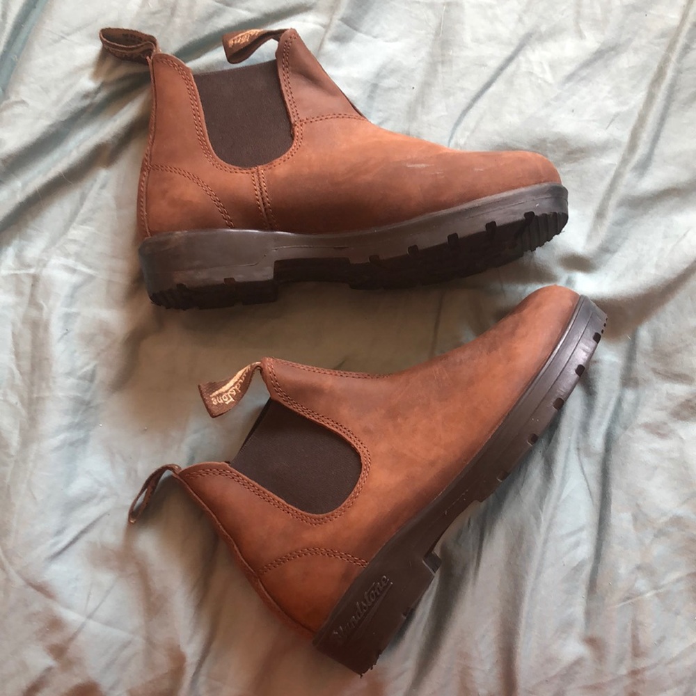 Brown Blundstone Boots sz 3.5AU